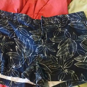 Print Blue Shorts